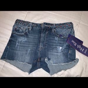 Denim printed shorts!! ❤️